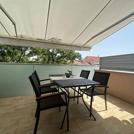 Harmony Vir Luxurioes Ausgestattete Ferienwohnung Mit 65M2 Kültér fotó