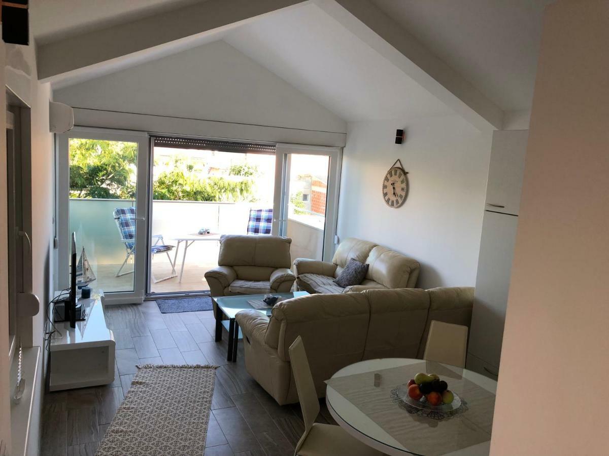 Harmony Vir Luxurioes Ausgestattete Ferienwohnung Mit 65M2 Kültér fotó